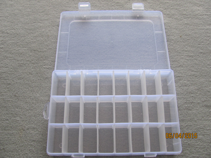 Plastikbox mit 24 Fächern
